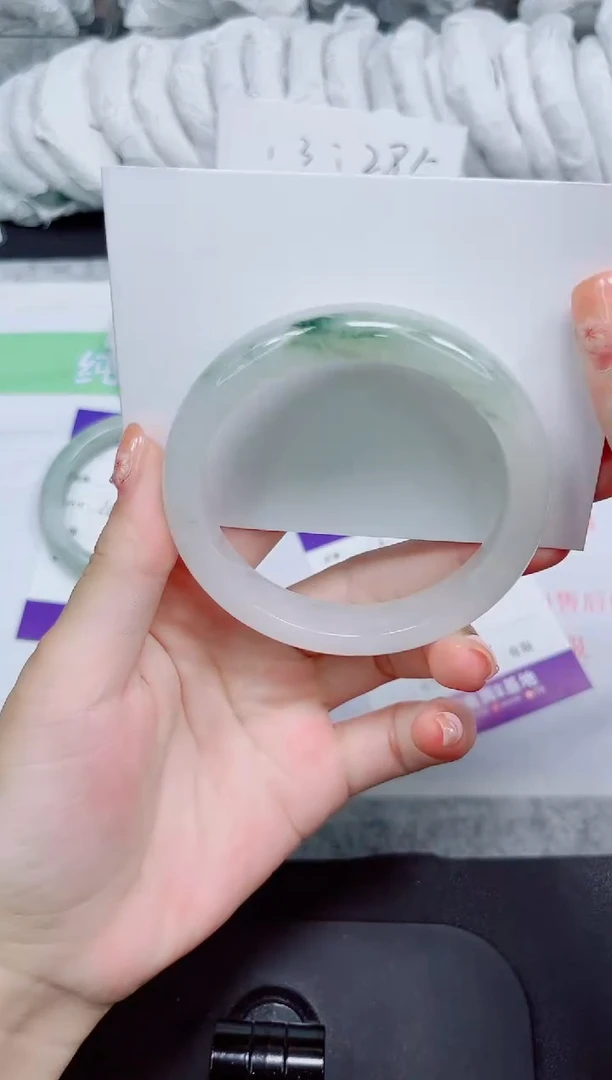 石英质玉手镯未镶嵌18-58