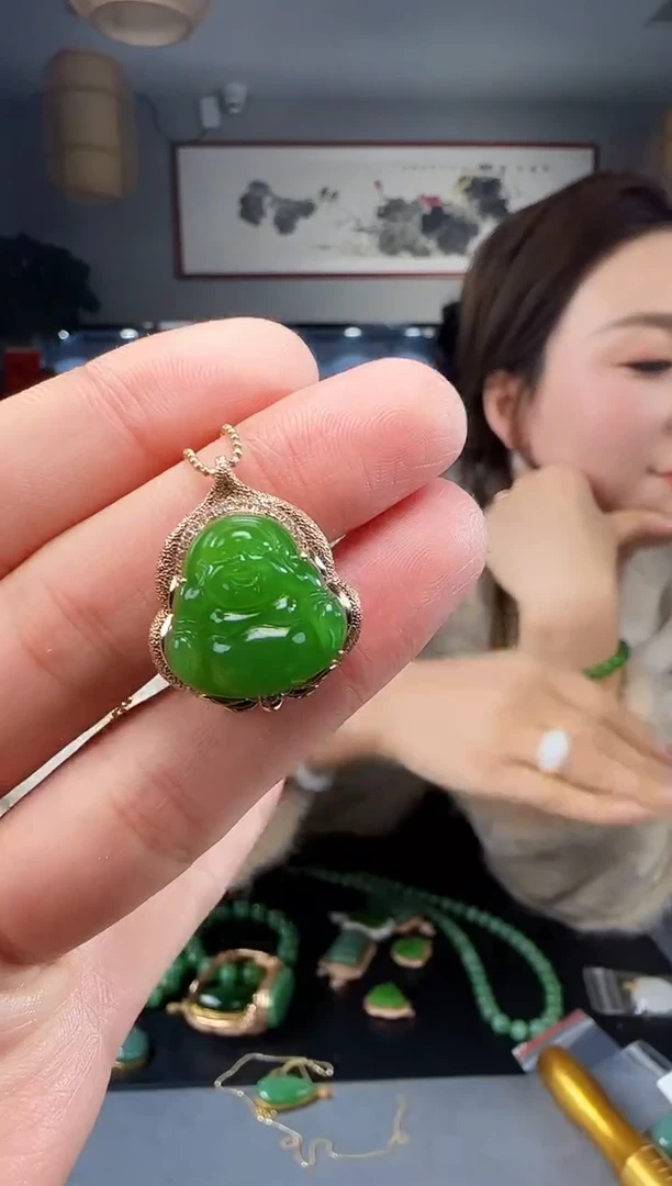 【闪购商品】和田玉吊坠(不含链)18K金镶嵌1