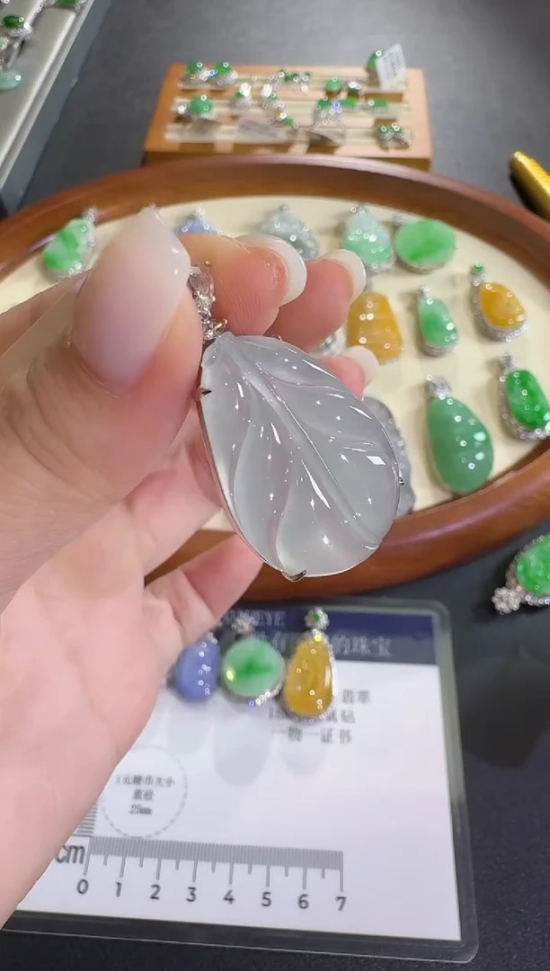吊坠(不含链)18K金镶嵌翡翠【源头工厂】钻石镶嵌