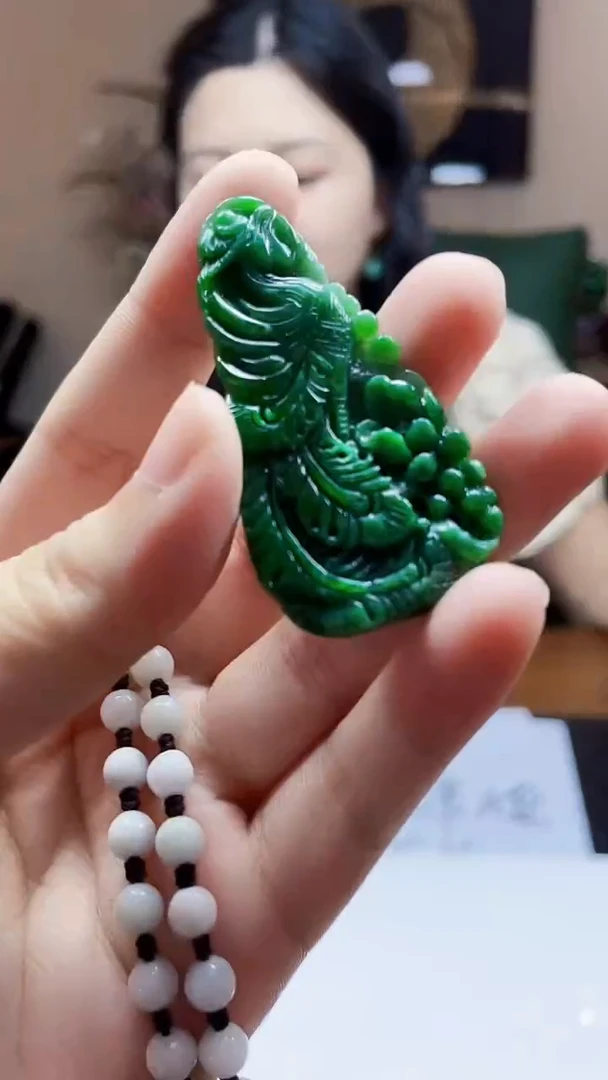 未镶嵌定制翡翠吊坠60