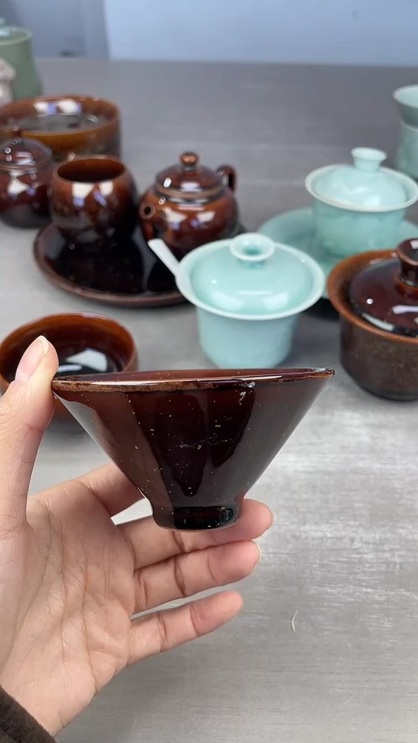 青瓷仓储福利清仓