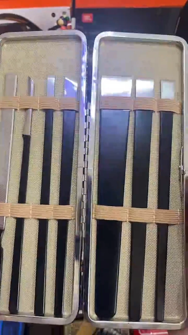 瓷片闪购商品 如图所示
