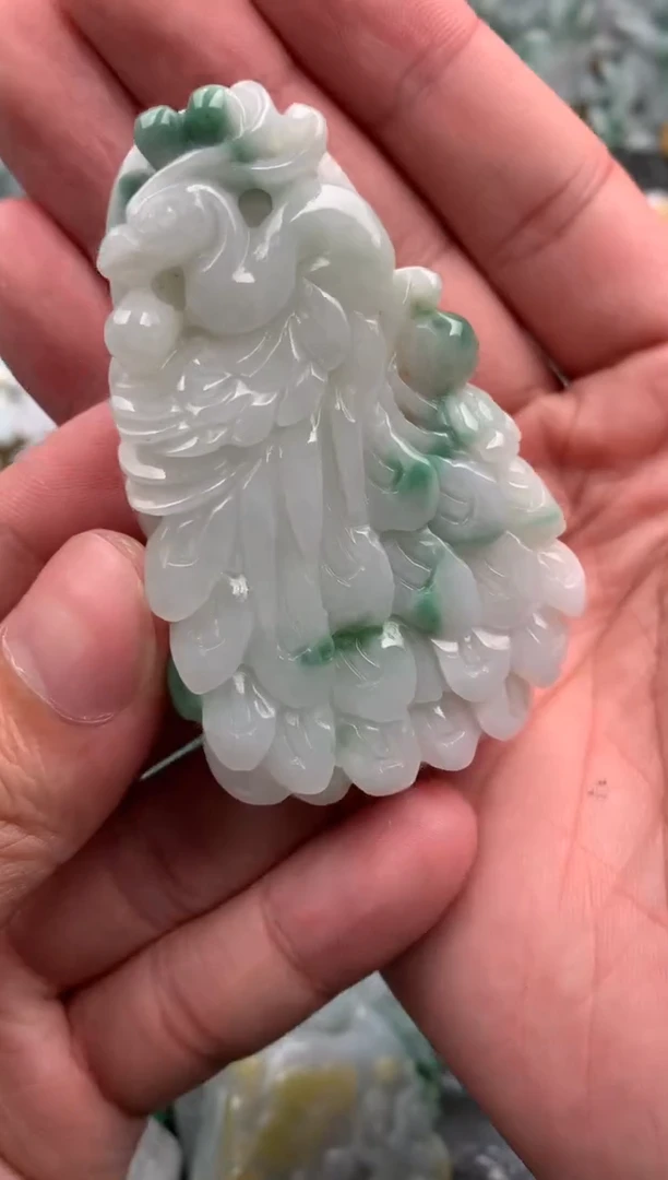 吊坠(不含链)未镶嵌翡翠1