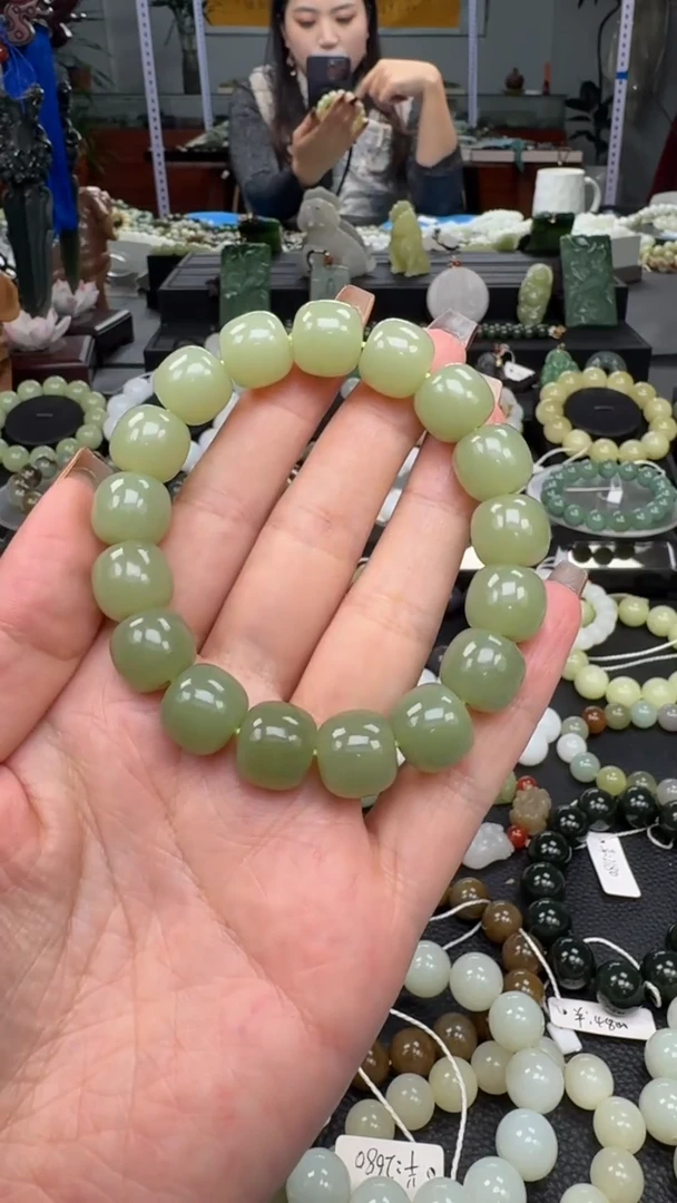 未镶嵌手链和田玉新疆若羌青黄口卡13渐变