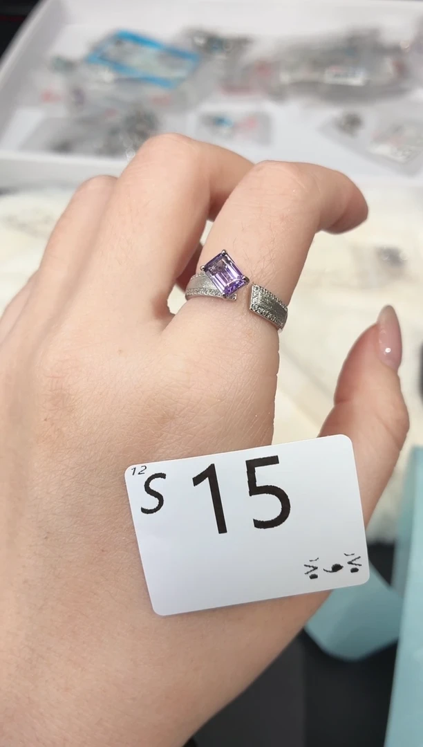 银S925镶嵌戒指水晶多样性发一S15