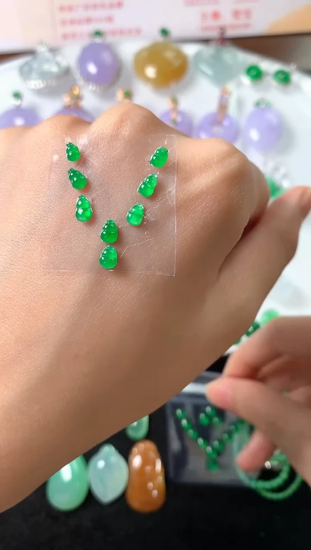 未镶嵌定制翡翠裸石（镶嵌定制）