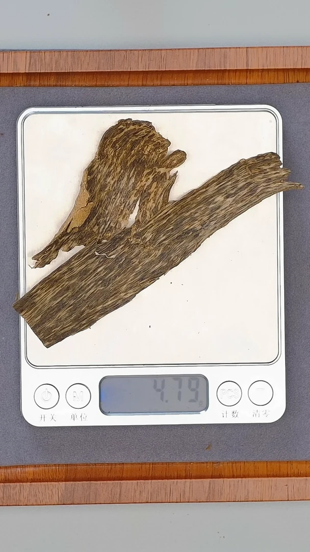 【闪购商品】沉香手把件柬埔寨皮油4.7g