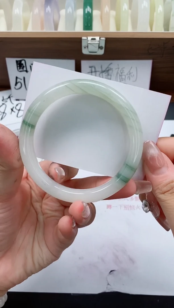 未镶嵌手镯石英质玉216/60-61