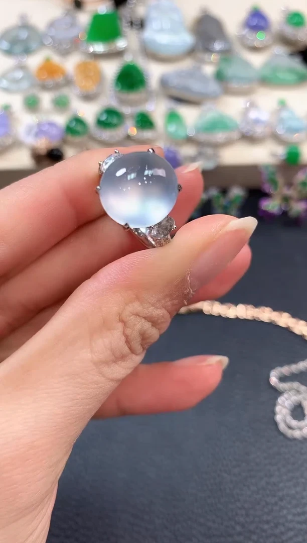 【闪购商品】翡翠戒指18K金镶嵌m4