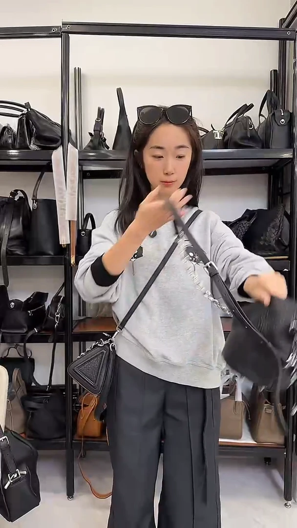 蚕丝W**l泡泡水桶