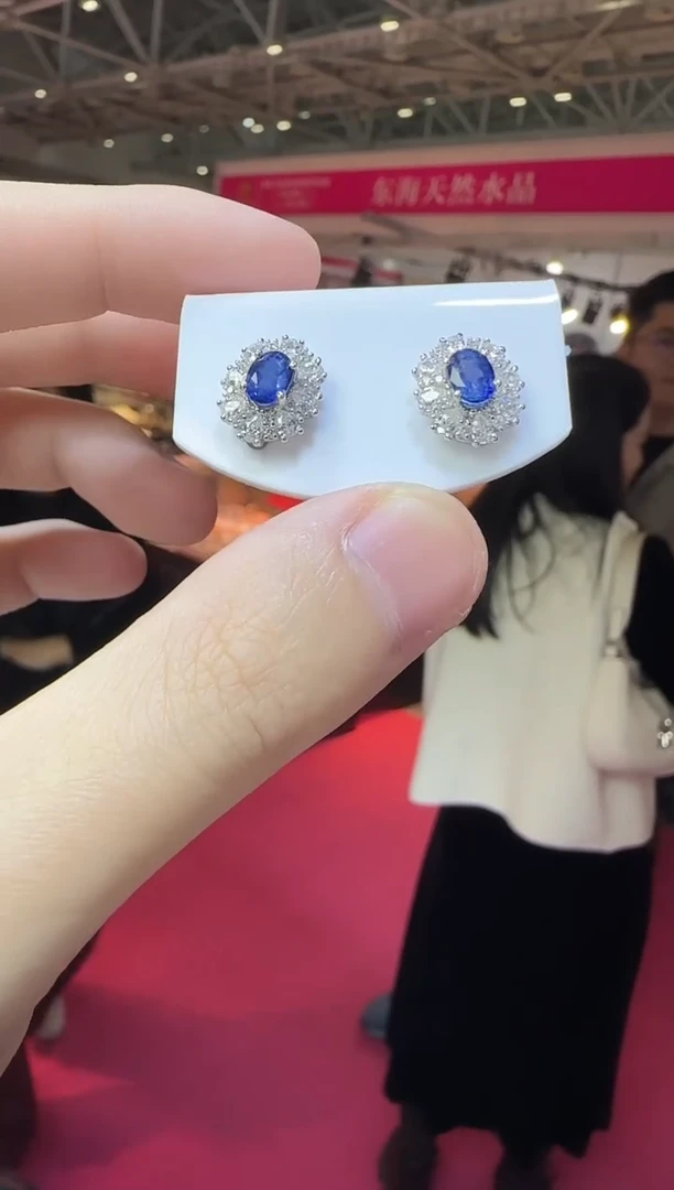 耳饰蓝宝石银S925镶嵌耳钉