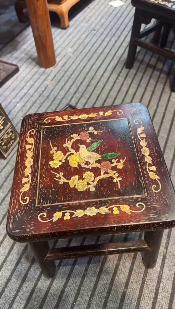 木紫檀螺钿富贵凳