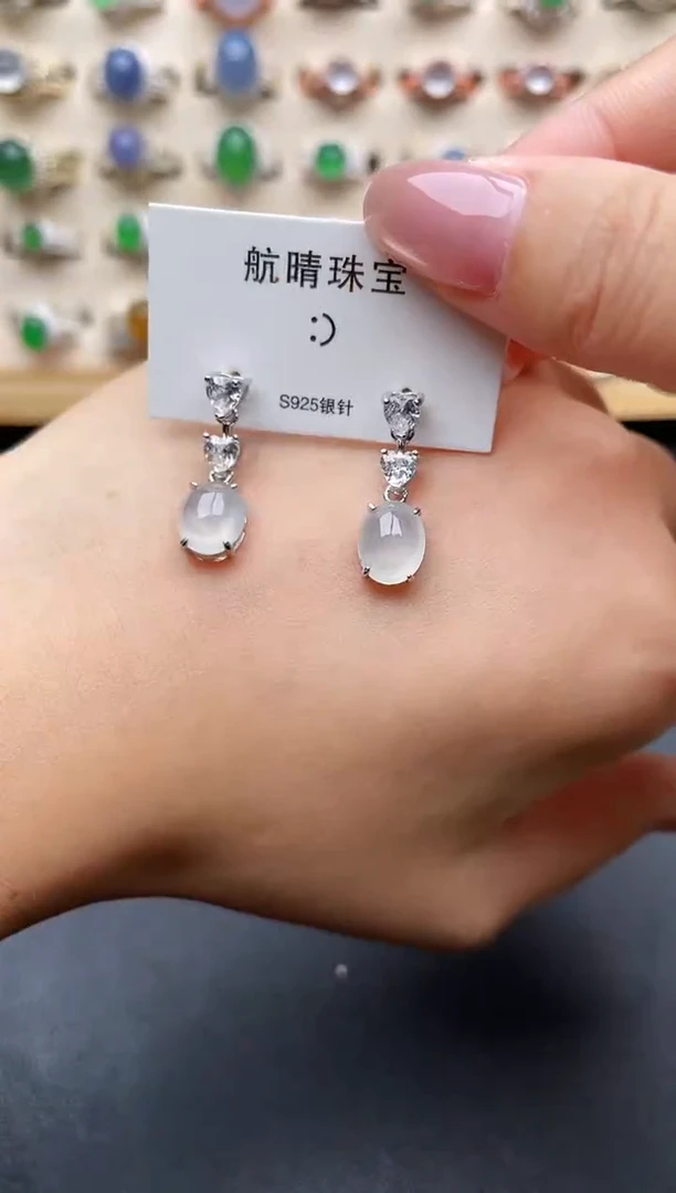 翡翠银S925镶嵌耳饰一物一证一礼盒