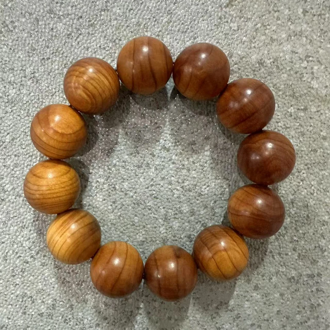 64号 崖柏2.0cm圆珠手串