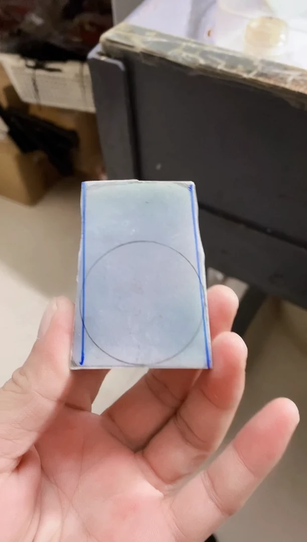 未镶嵌挂件翡翠家**兽边料
