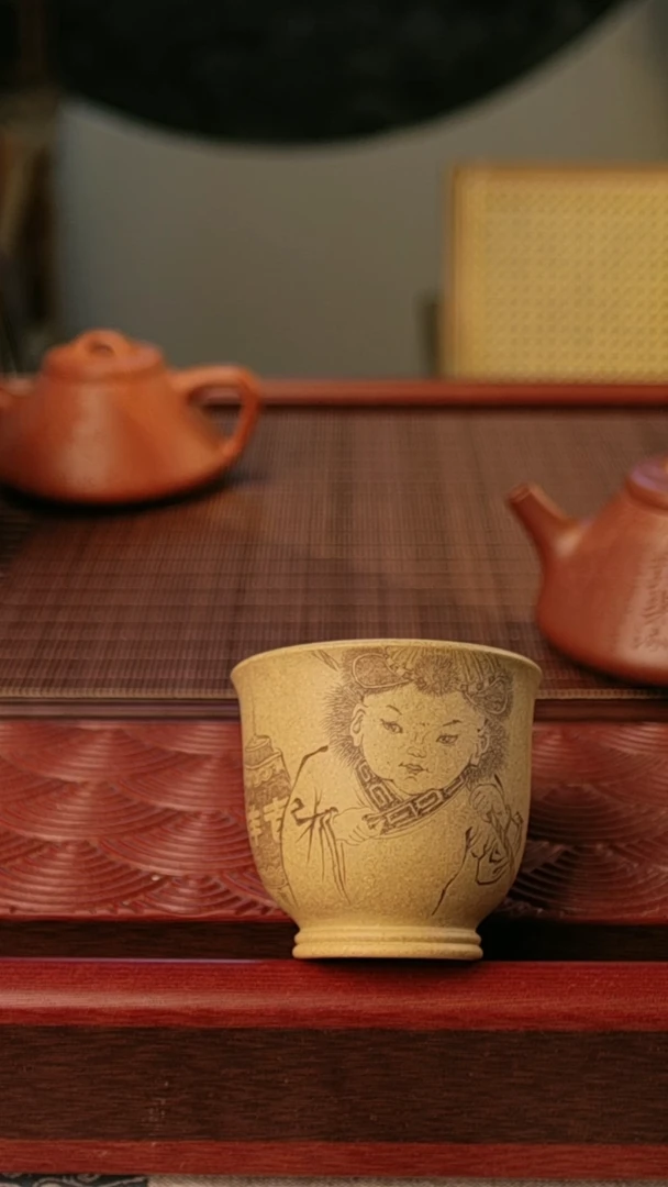 茶杯紫砂施生益刻绘主人杯