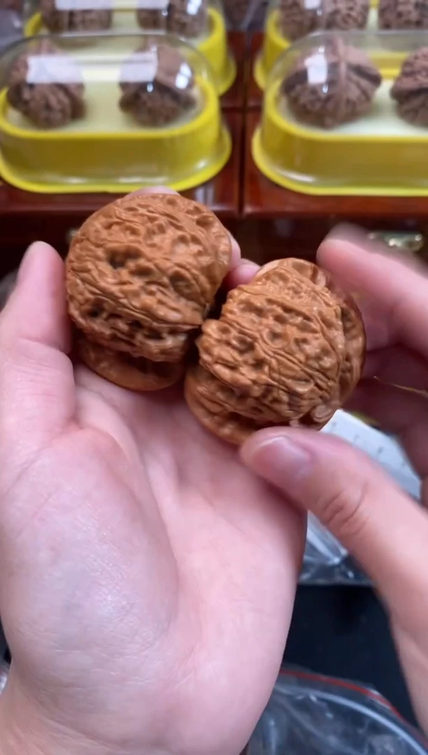 把件文玩核桃白狮子46尺s615