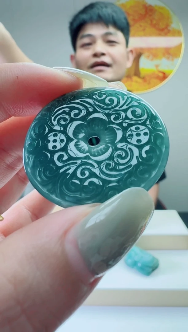 翡翠未镶嵌颈饰多样性随机发其一