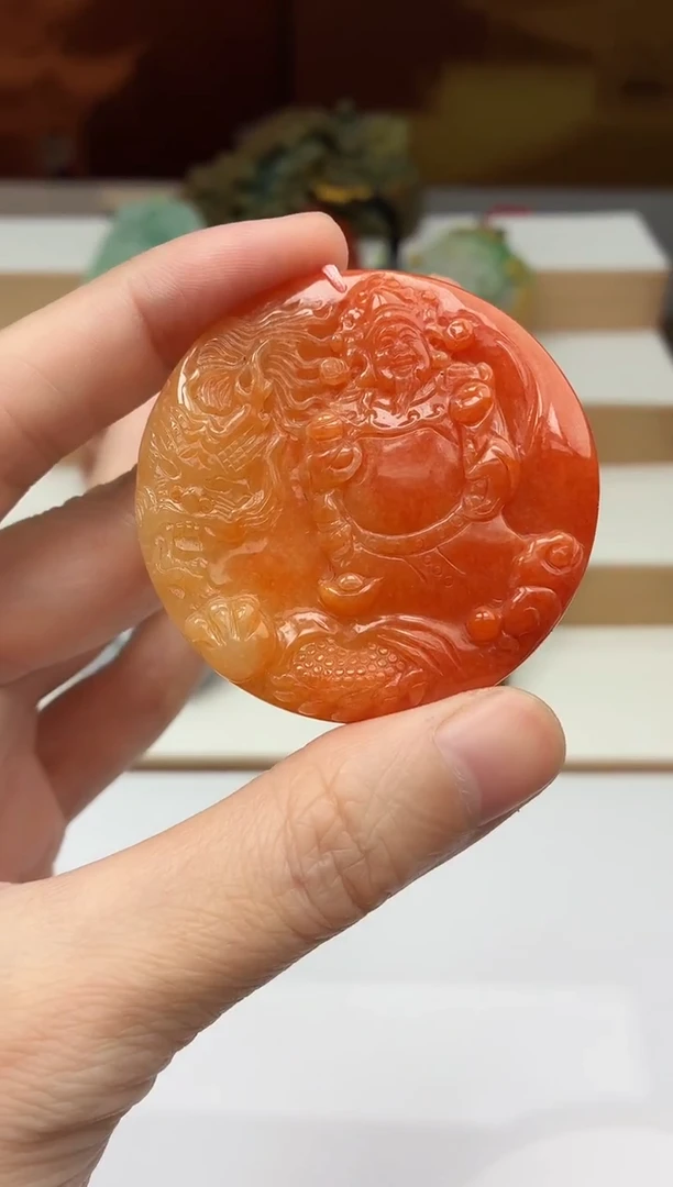 颈饰未镶嵌翡翠牌子