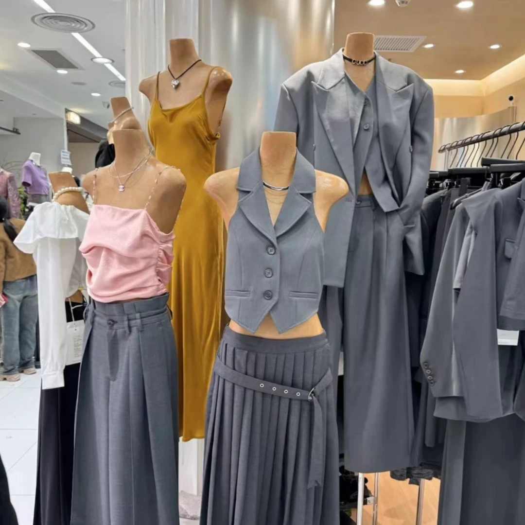 常规纯色单排扣宽松型欧美风马夹秋季女装洋气气质