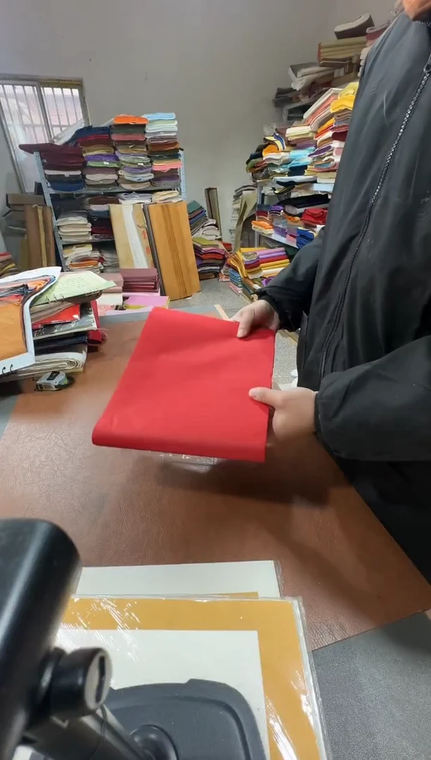 24*180褚皮中国红光板25张