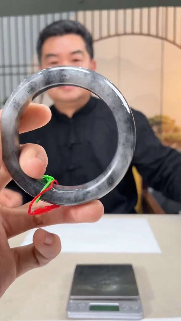 【闪购商品】定制和田玉 多样性发货怕一发一 20155