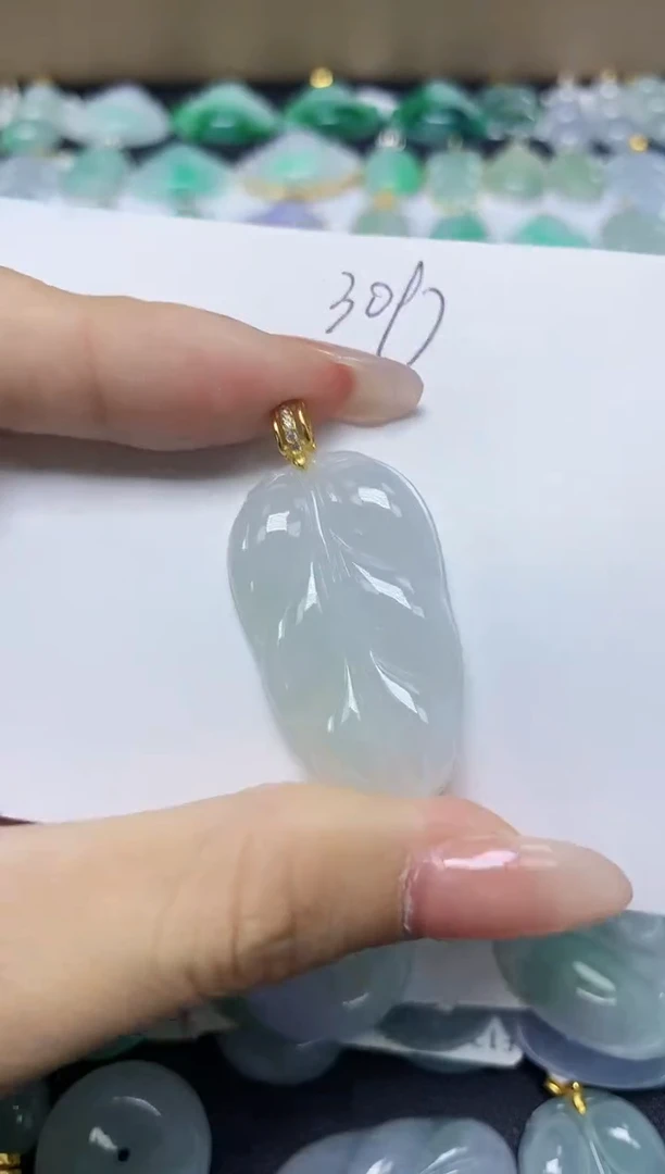 翡翠未镶嵌颈饰天然缅甸翡翠A货