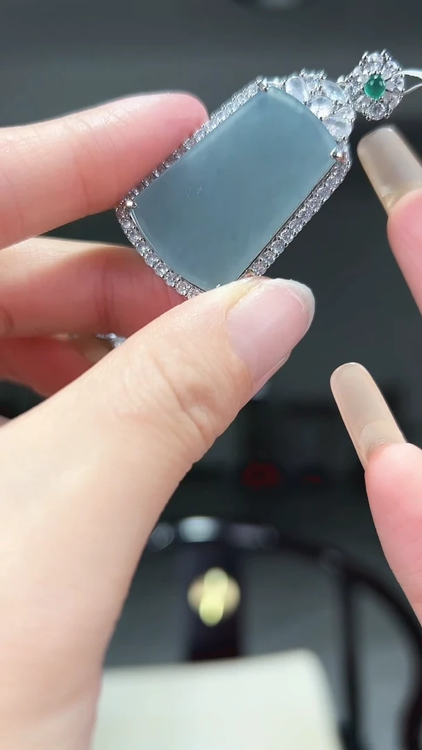 颈饰未镶嵌翡翠翡翠吊坠