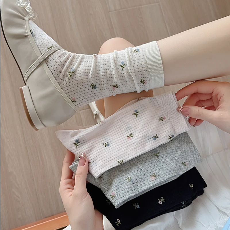秋季精梳棉一体机无骨女袜堆堆袜小碎花纹理时尚百搭款