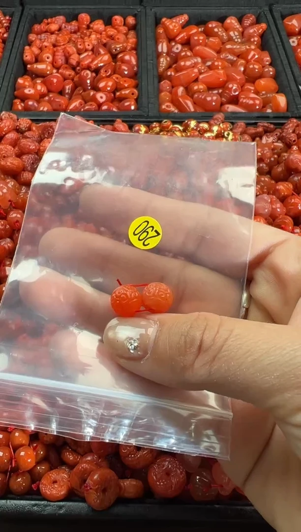 【闪购商品】南红玛瑙颈饰未镶嵌1