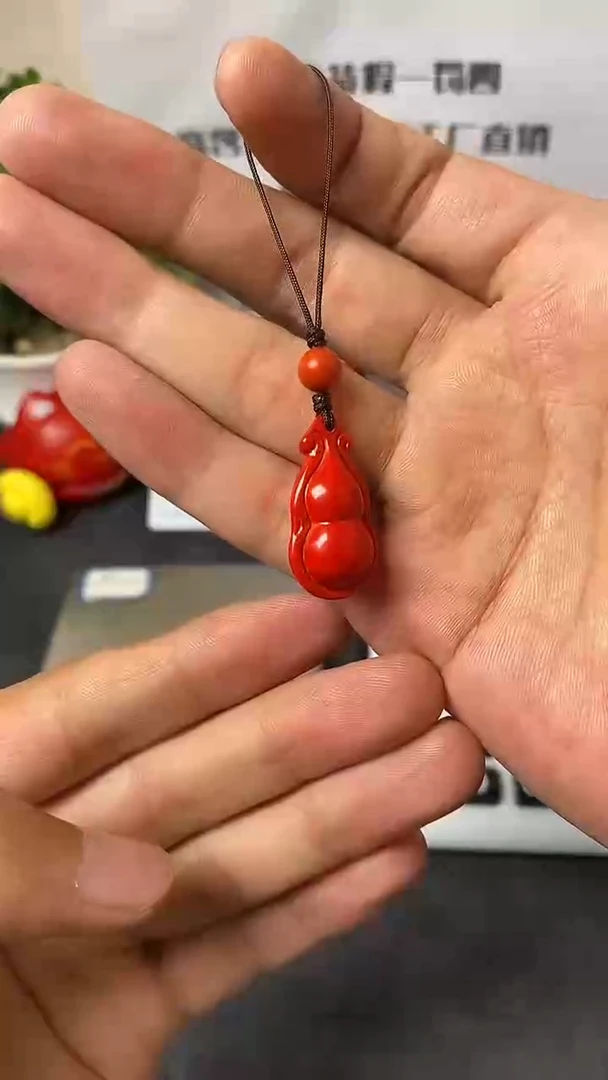 天然辰砂红砂葫芦手机链