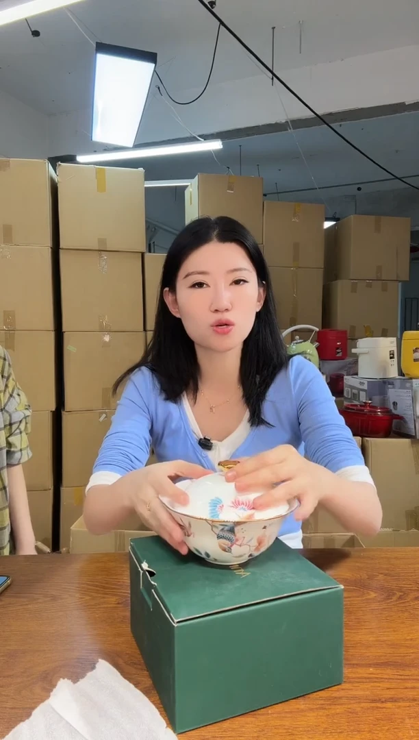 小狐狸瓷器哇哇哇