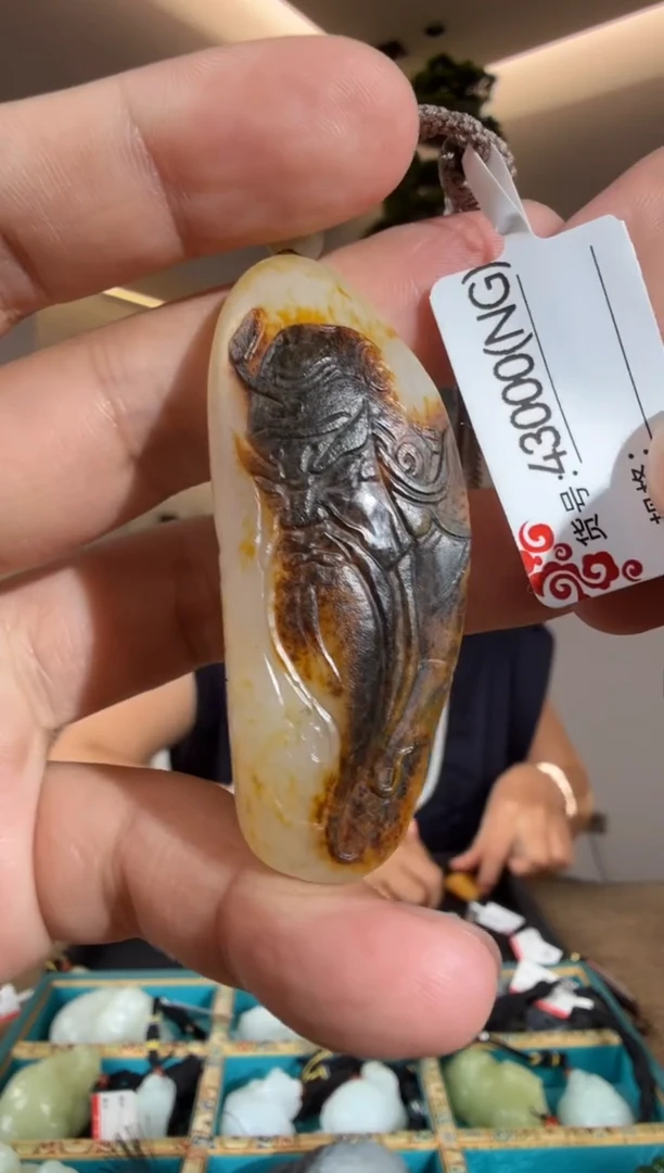 颈饰未镶嵌和田玉NG