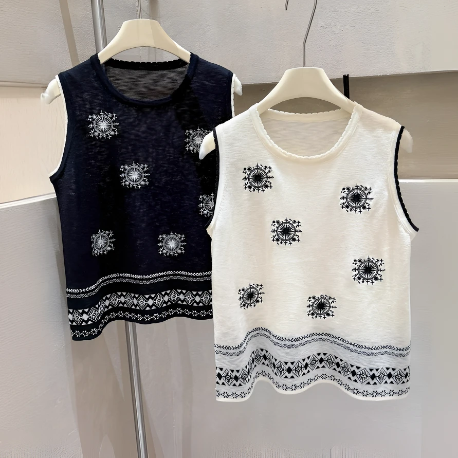 卡莲格/冰丝针织刺绣圆领国风上衣女夏季新款显瘦洋气无袖背心T恤