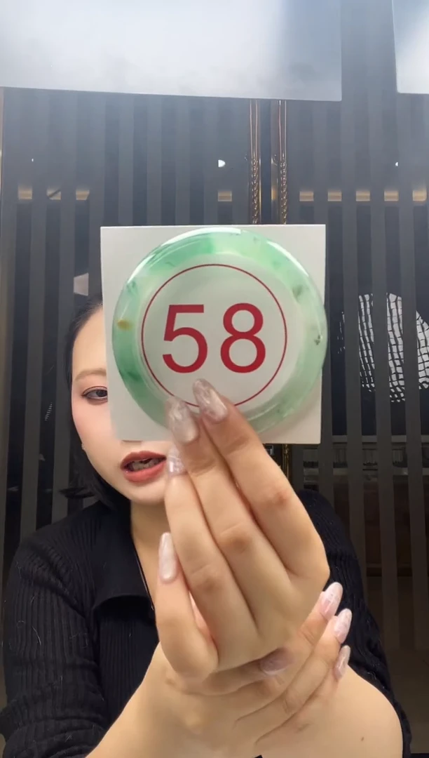 未镶嵌手镯石英质玉8