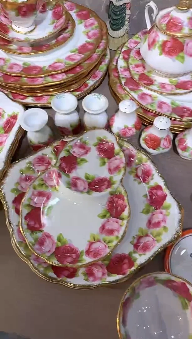 瓷娜娜中古瓷器如图所示106