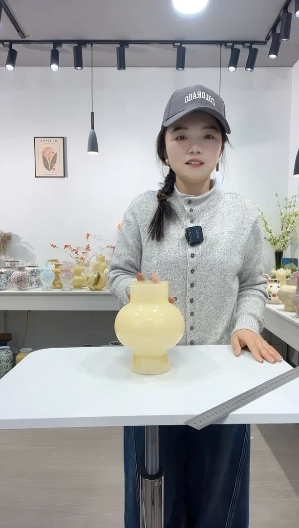 【闪购商品】玻璃003 灯笼奶黄