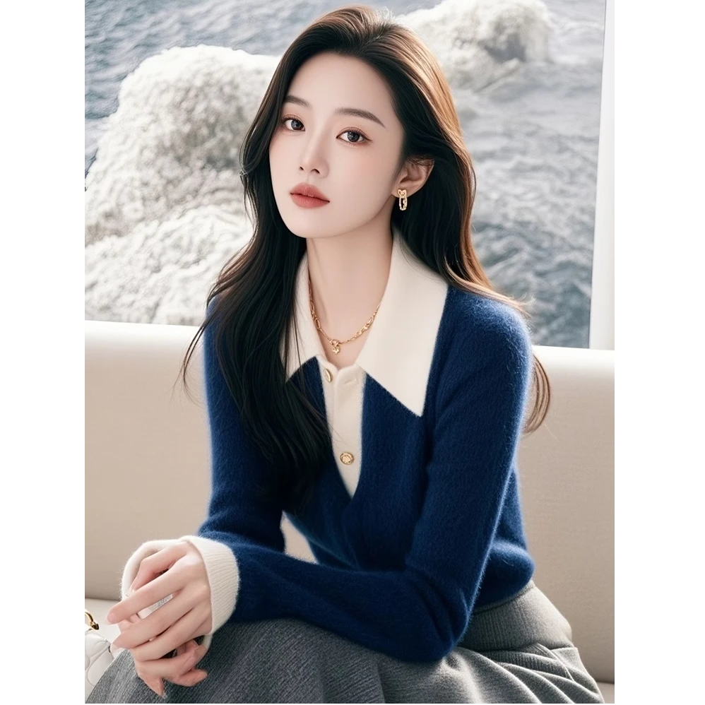 高级感蓝白拼色翻领毛衣女2024秋冬新款马海毛软糯内搭针织衫上衣