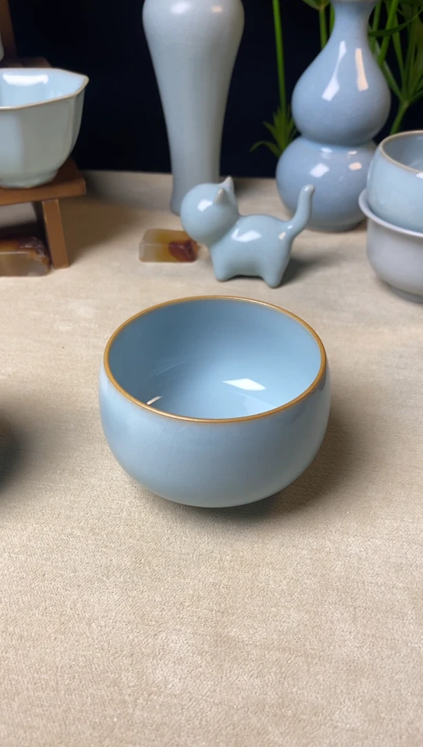 特惠福利品-微瑕天青釉全手工罗汉杯