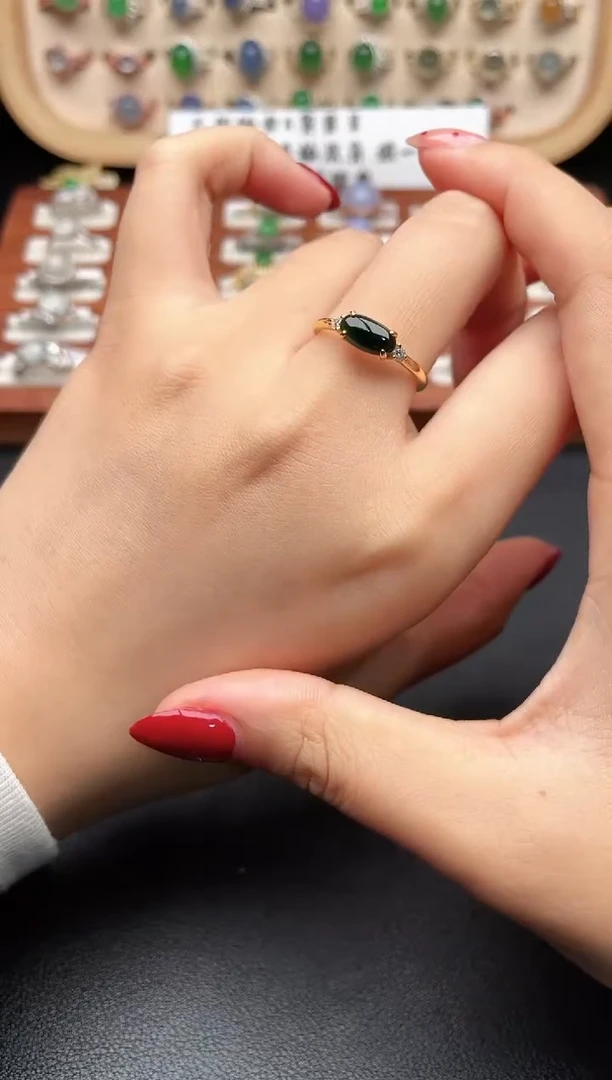 银S925镶嵌戒指翡翠一物一证一礼盒