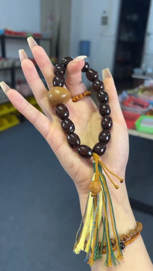 吊坠菩提根/象牙果  紫金鼠卡皮巴拉手持