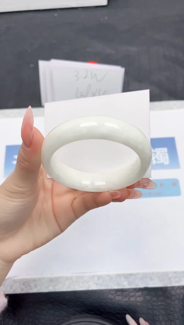 【闪购商品】和田玉手镯未镶嵌K280-58.4