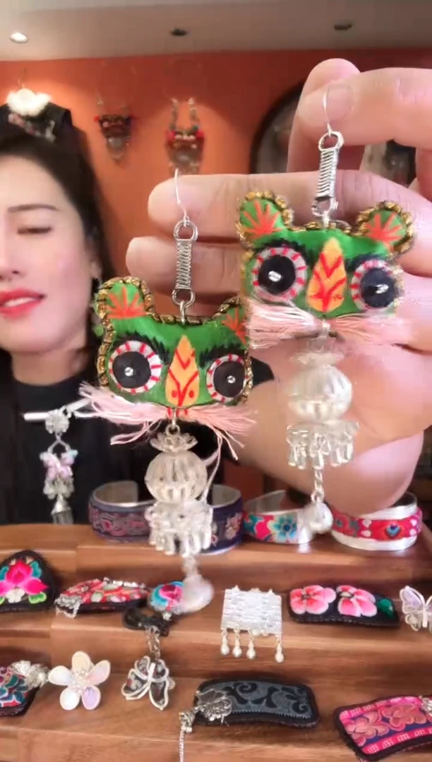 非遗手工刺绣苗绣首饰94