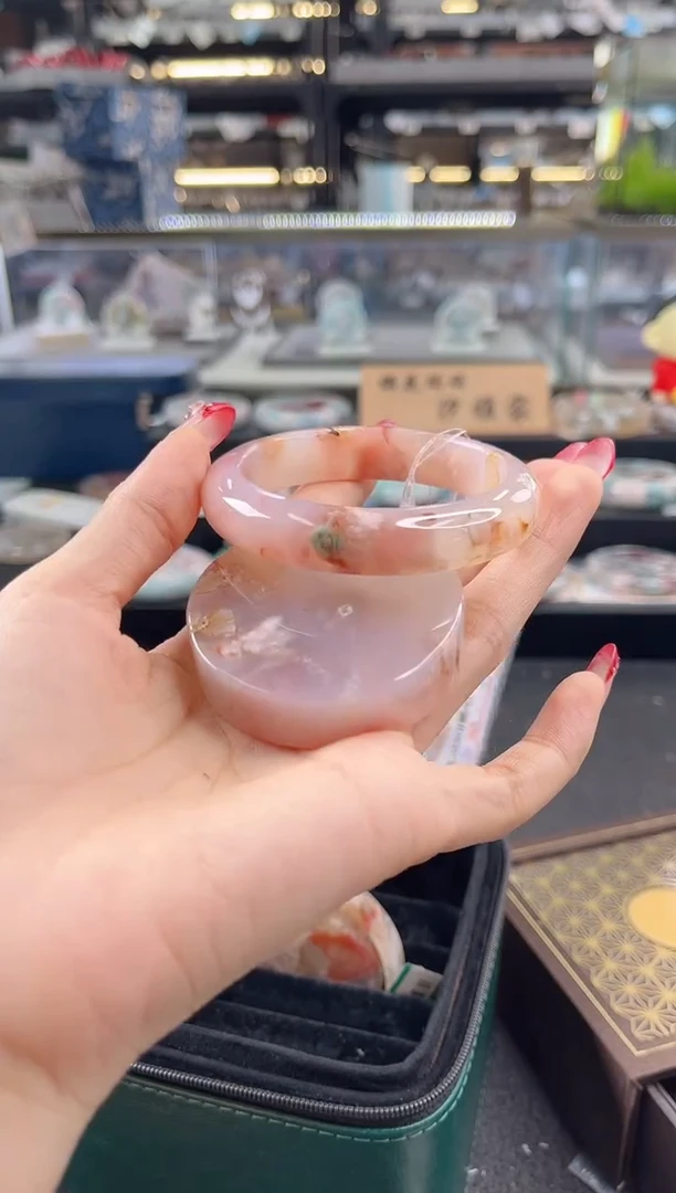 未镶嵌手镯石英质玉54--55圈口（赠品镯心）s9652