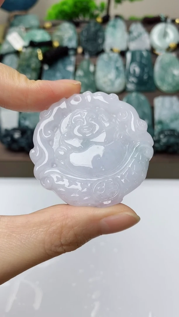 翡翠未镶嵌颈饰