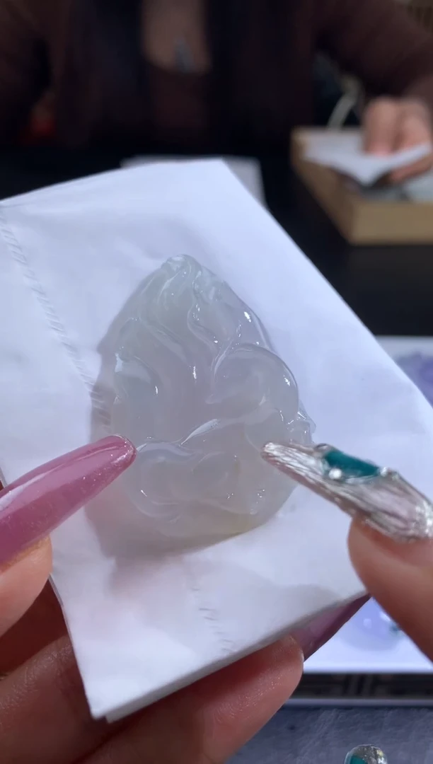 未镶嵌定制翡翠手****0翡翠