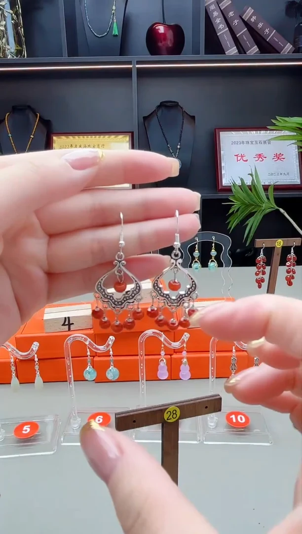 未镶嵌翡翠耳饰332