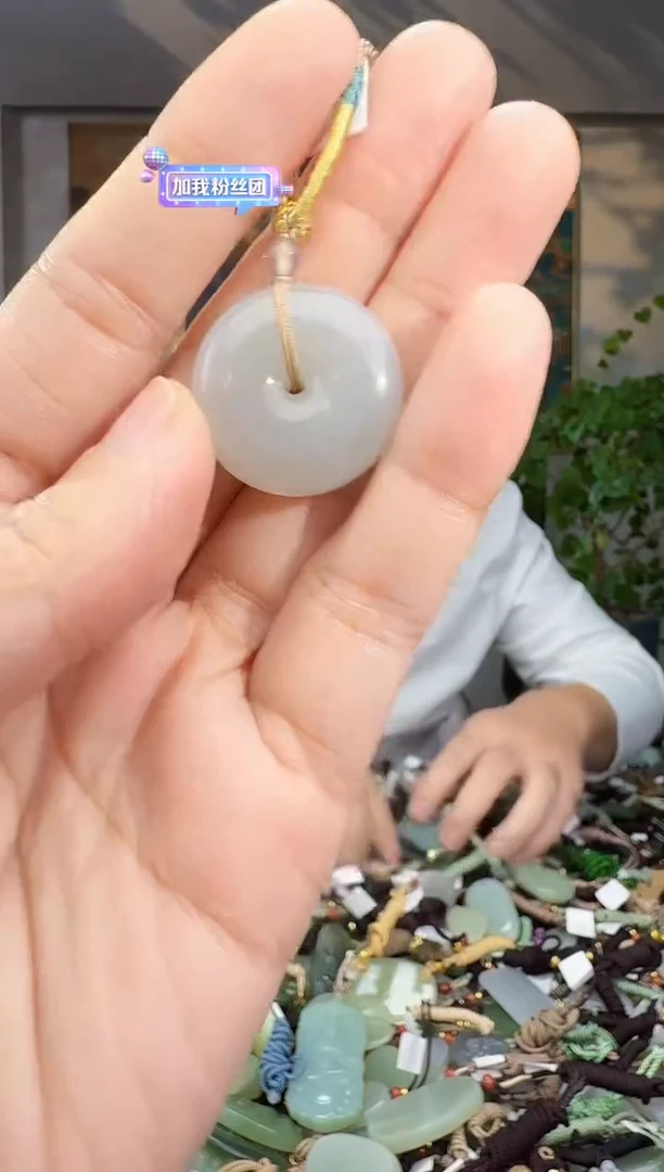 未镶嵌和田玉挂件拍一发一