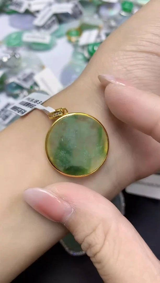 颈饰未镶嵌翡翠天然缅甸翡翠A货百元以上9元证书费自理