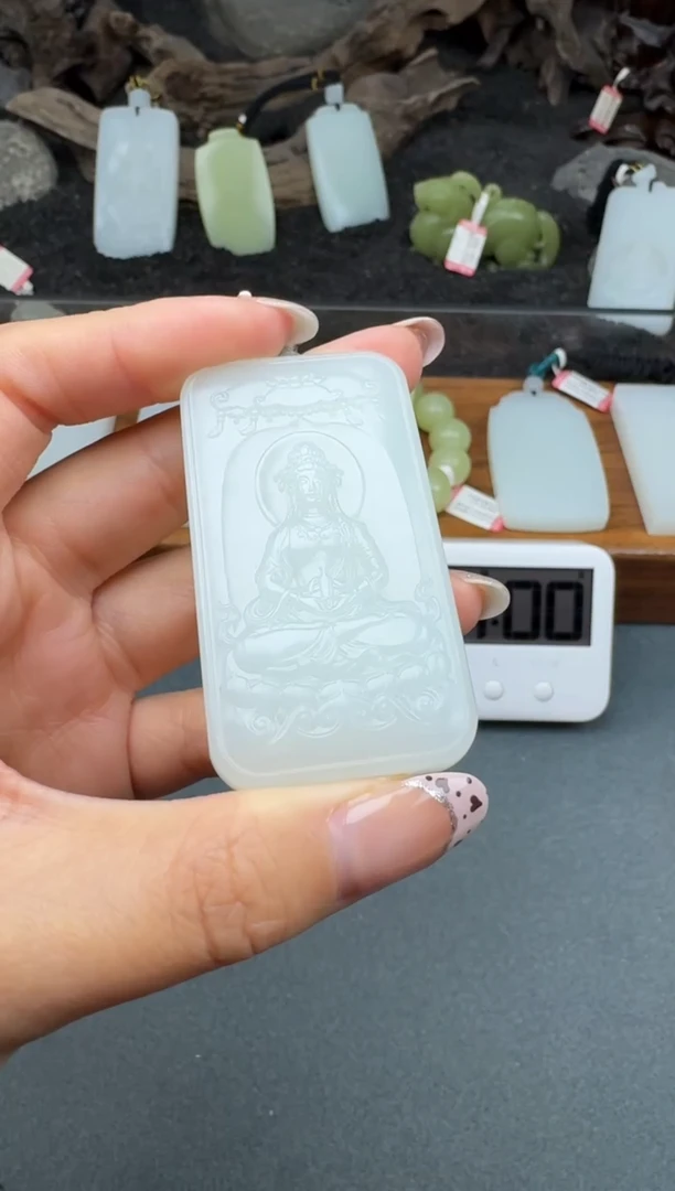 颈饰未镶嵌和田玉3